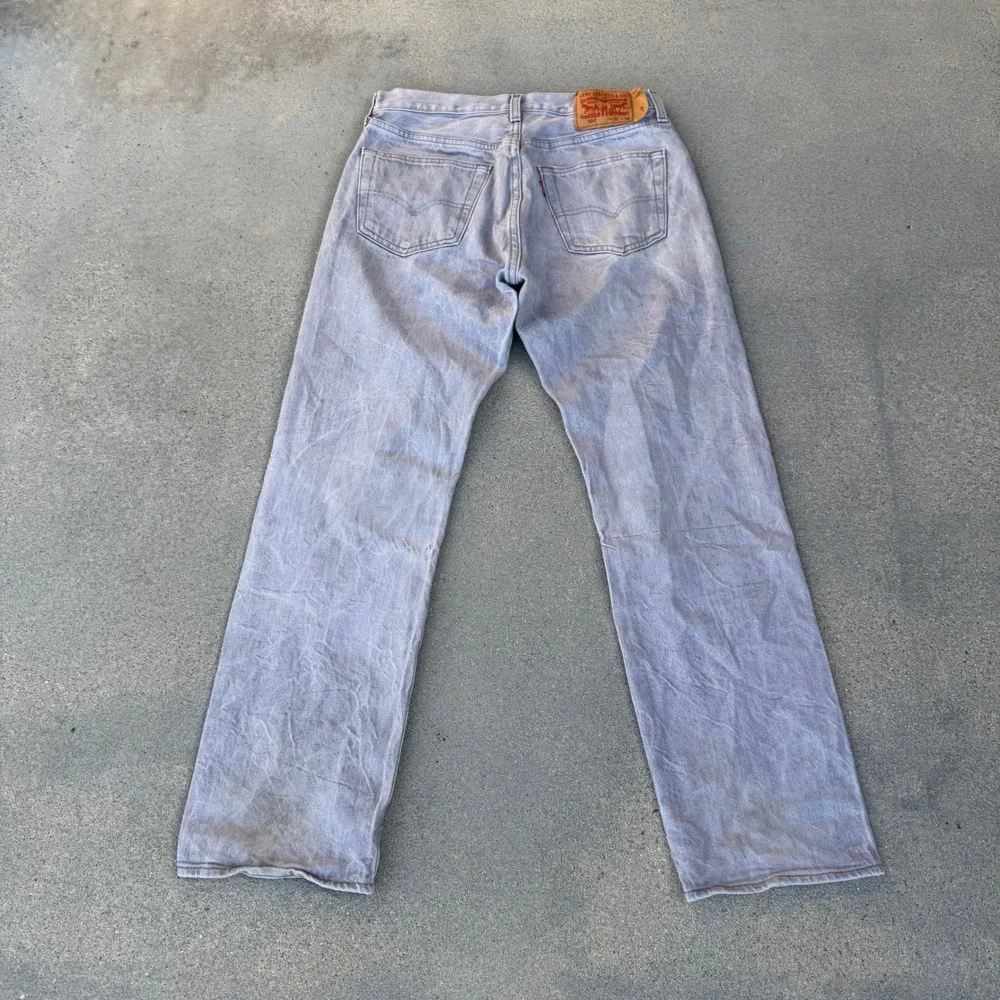 Levi's 501 Mens Original Fit Light Grey Straight Leg Button Fly Jeans 32x32